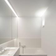 WEVER & DUCRÉ udendørs LED-væglampe Train 2.0 op/ned hvid 930