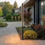 Lucande LED-udendørslampe Lynel, antracit, højde 200 cm, IP54