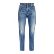 ‘642’ jeans