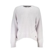 Elegant rullekrave sweater med kontrastdetalje