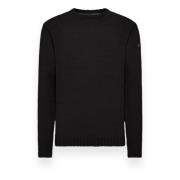 Rundstrikket sweater