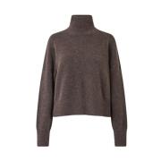 Ribbet Turtleneck Sweater