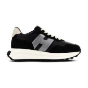 H641 Sneakers