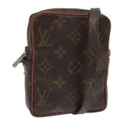 Pre-owned Canvas louis-vuitton-tasker