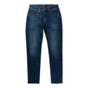 Elegant Tapered Denim Jeans