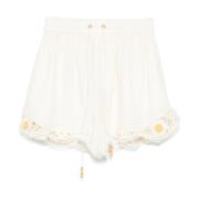 Blomstret trim shorts i elfenben hvid