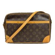 Pre-owned Canvas louis-vuitton-tasker