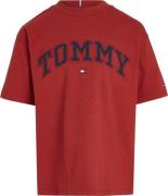 Tommy Hilfiger Varsity Embroidery TEE SS Str 7 år / 122 cm - Dark Magm...