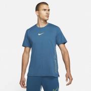 Nike Pro Dri Fit Burnout Traenings T Shirt S - T-shirts hos Magasin