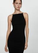 MANGO Fitted Halter Dress Kvinde Black Midi Kjoler Str L - hos Magasin