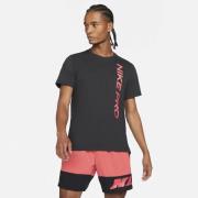 Nike Pro T Shirt S - T-shirts Polyester hos Magasin