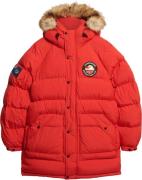 Superdry Everest Longline Baffled Parka Mand Heritage Red Vinterjakker...