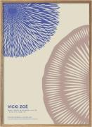 Poster & Frame Vicki ZOÉ Flower - The Uniqueness of you - Rose Blue Fl...