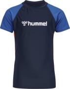 Hummel Zab Badebluse 110 - Badetøj hos Magasin