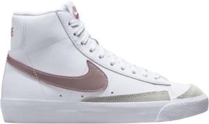 Nike Blazer Mid '77 Sneakers Hvid Sneakers Str 39 - Læder hos Magasin