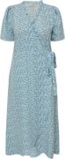 A-VIEW Peony Dress Kvinde Blue/white Maxi Kjoler Str 40 - hos Magasin